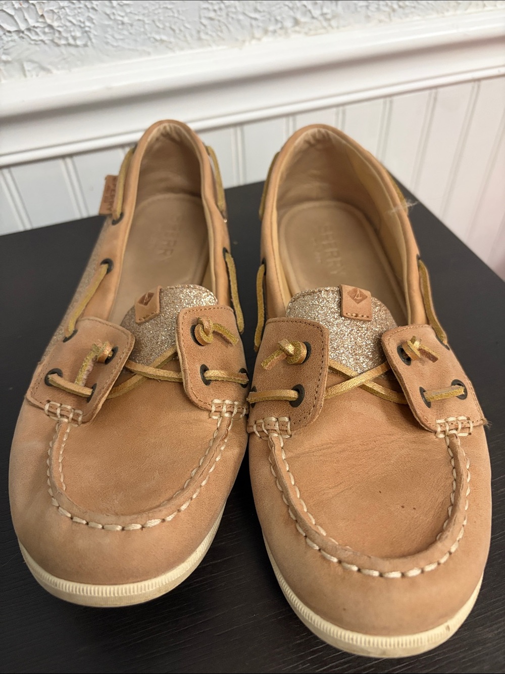 Sperry Women's Tan Leather Boat Shoes with Gold Glitter Accent